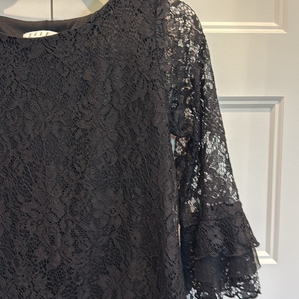 Elle Lace blouse